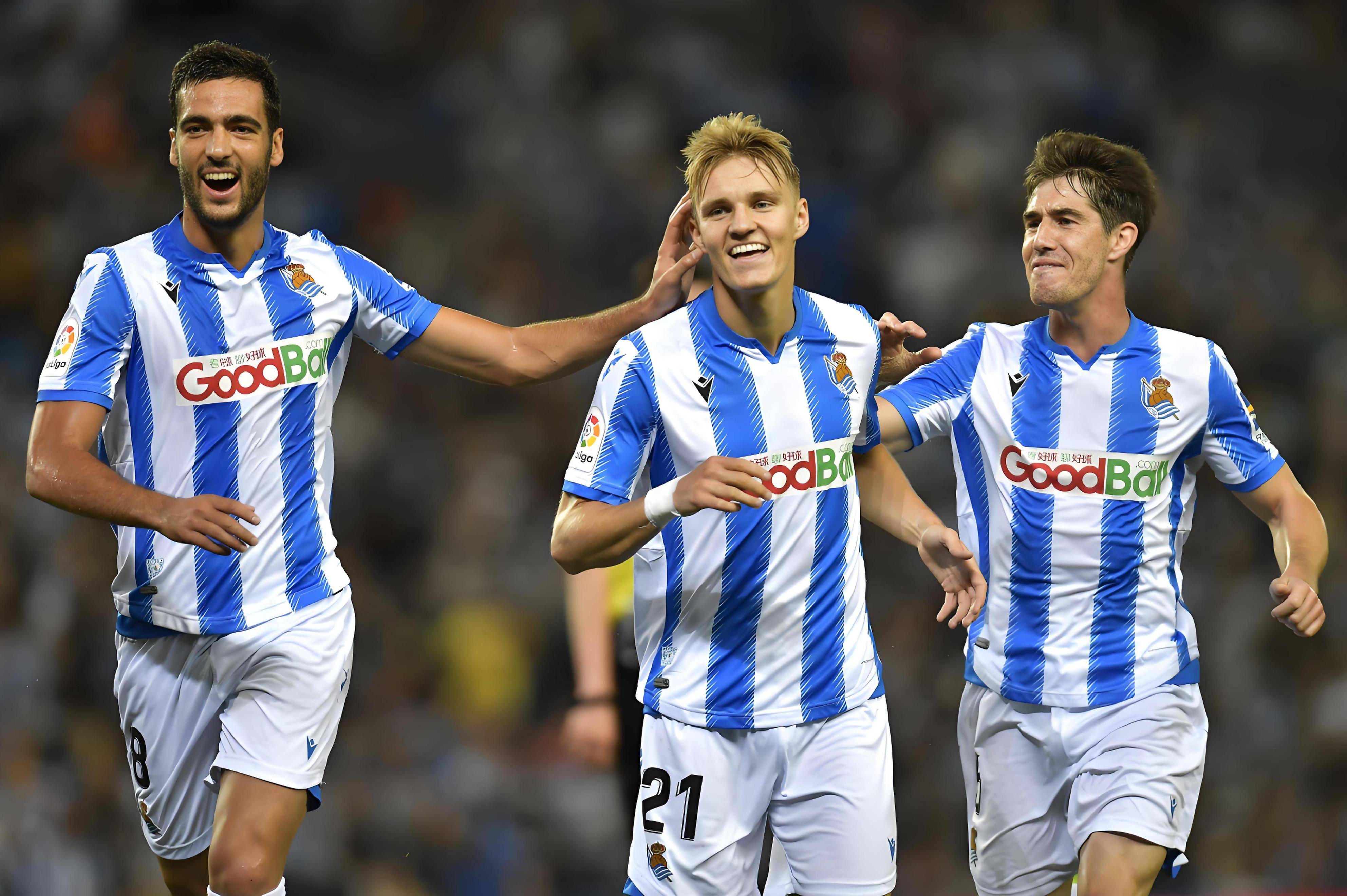 皇家社会迎欧联关键赛；今夜更衣室发声；更衣室稳定；轮换策略成焦点(southofheaven专辑介绍)-九游